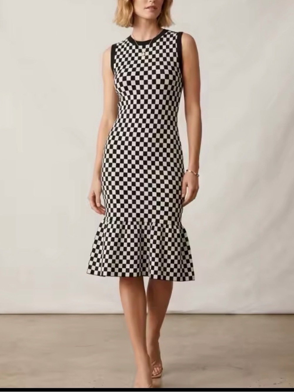 Fehaute Sleeveless Black and White Checkered Mermaid Midi Knit Dress (xl)